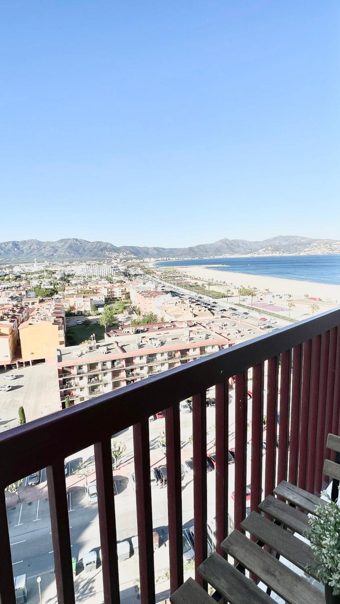 Apartament Estilos I Renovat A Primera Linia, Amb Vistes Privilegiades! エンプリアブラバ エクステリア 写真